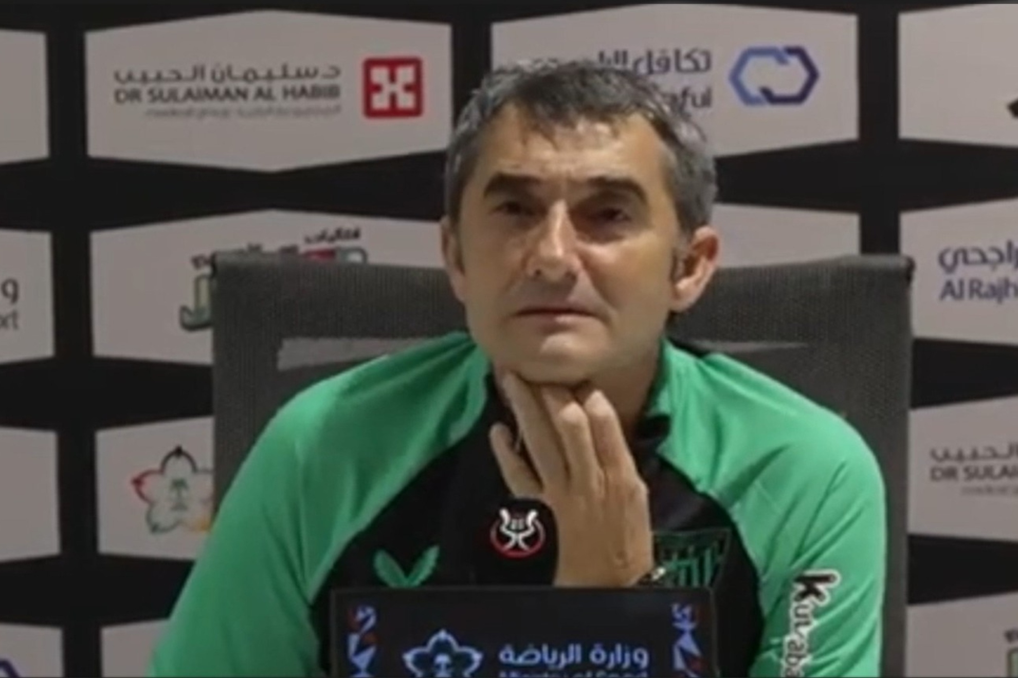 通过灵敏的 通过灵敏的