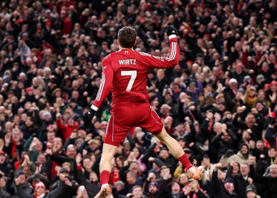 埃基蒂克4战狂造6球，亿元先生处子球，利物浦2-1狼队升英超第四